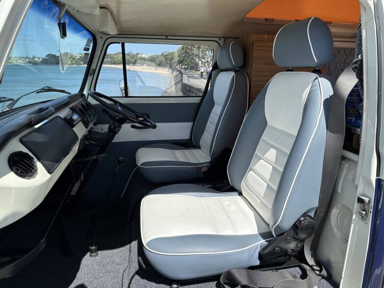 1973 VW Kombi T2 with cabin refurbished