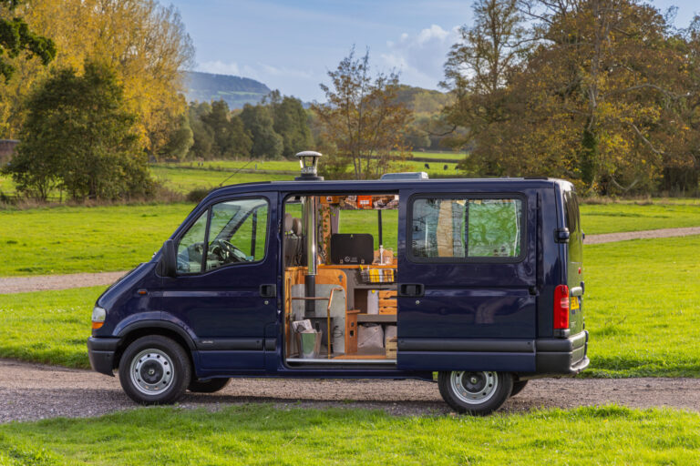 Amazing 7 Seater 2 Berth Campervan - FSH, full MOT, toilet, solar ...
