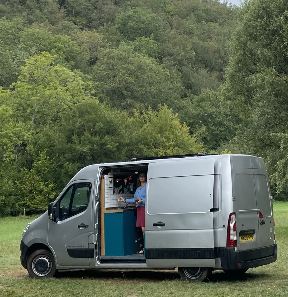 Renault Master 2011 Campervan Quirky Campers renault-master-2011-campervan-quirky-campers